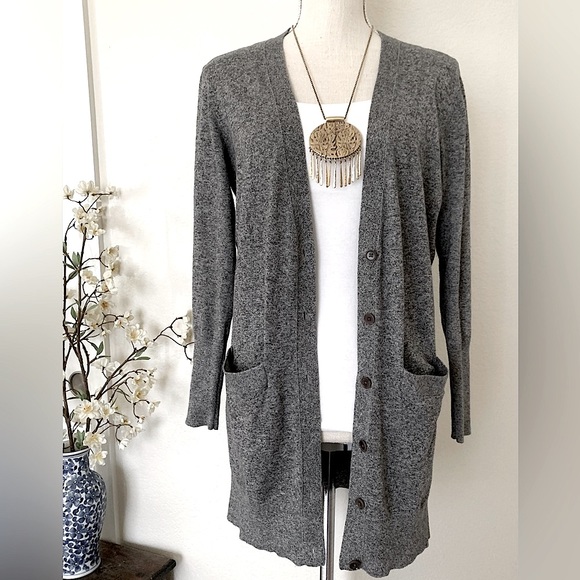 Banana Republic Long Cardigan w/ Pockets - Picture 4 of 15